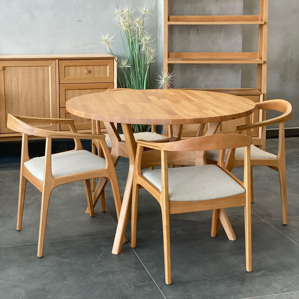 Pablo Sphere 4 Seater Dining Set