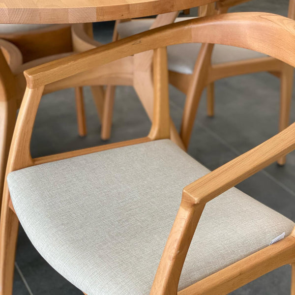 Pablo Sphere 4 Seater Dining Set