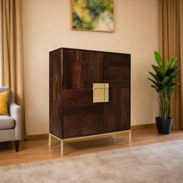 Conall Cabinet