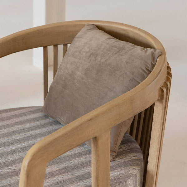 Terence mango wood armchair