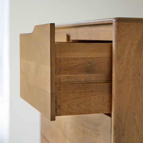 Henry Chest of Drawer