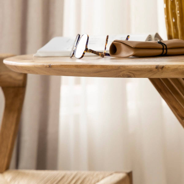 Orane round acacia wood dining table