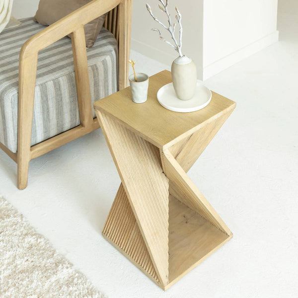 Amara mango wood side table
