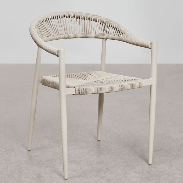 Stackable garden chair with armrests in aluminium and synthetic rattan Amatria