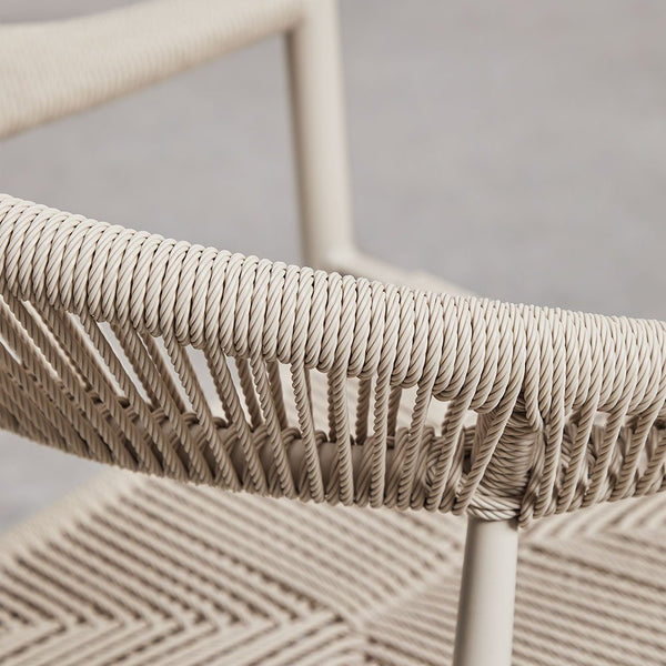 Stackable garden chair with armrests in aluminium and synthetic rattan Amatria