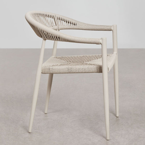 Stackable garden chair with armrests in aluminium and synthetic rattan Amatria