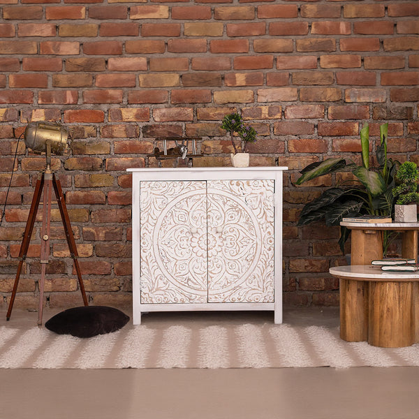 Eistedd Cabinet
