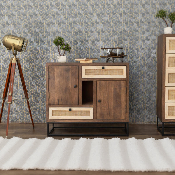 Eithne Cabinet