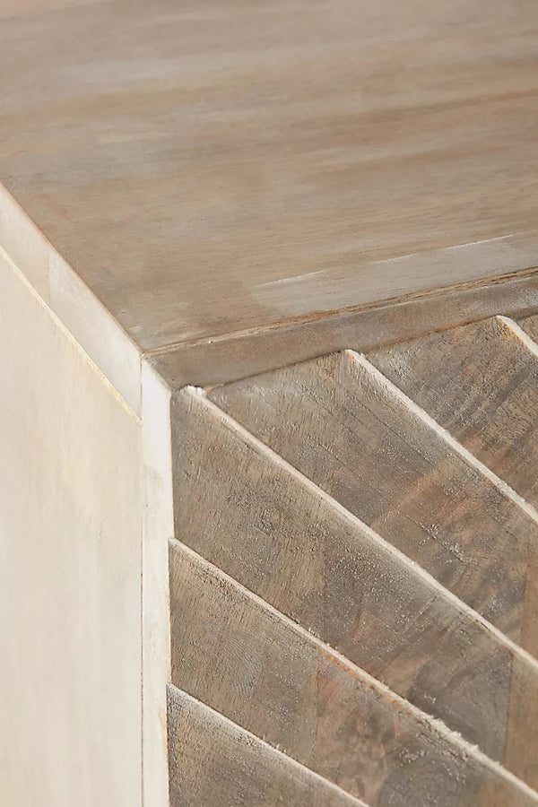 Highboard 2