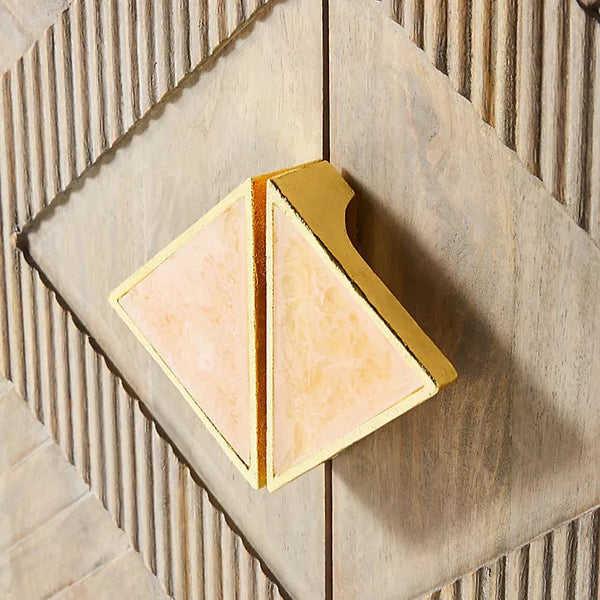 Sideboard 3