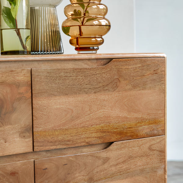 Henry Chest of Drawer
